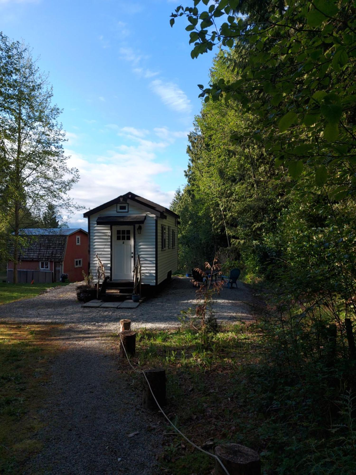 A Tiny Escape Vila Roberts Creek Quarto foto