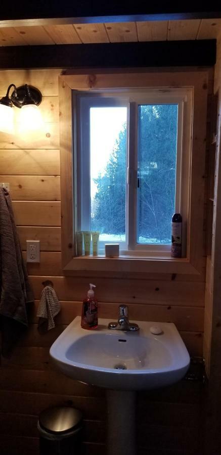 A Tiny Escape Vila Roberts Creek Exterior foto