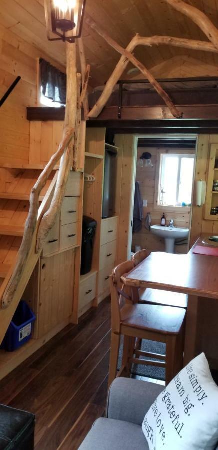 A Tiny Escape Vila Roberts Creek Exterior foto